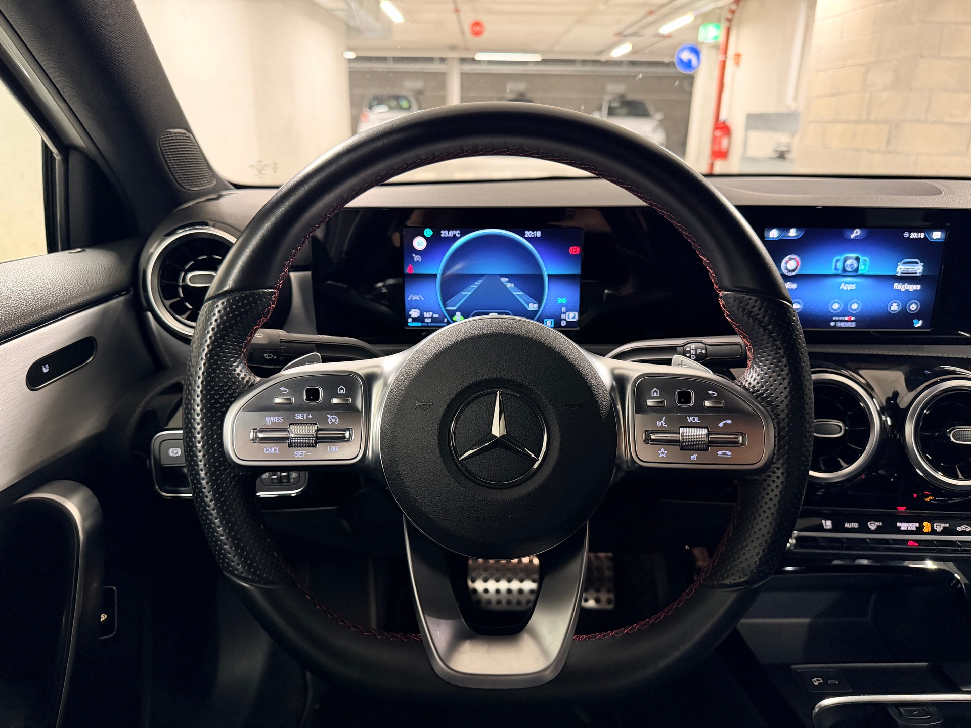MERCEDES-BENZ A 220 AMG Line 7G-DCT 4Matic-image-9