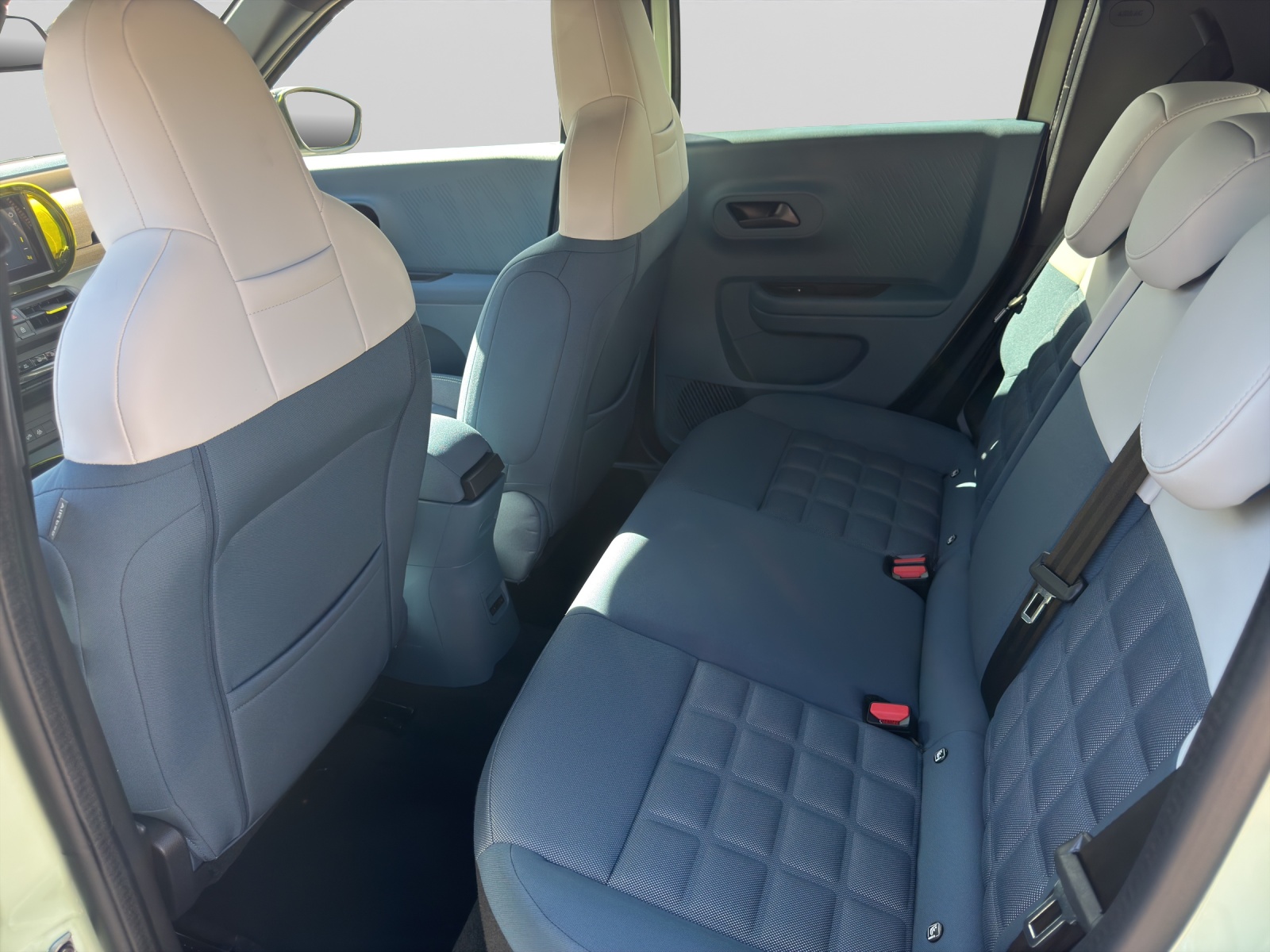 FIAT Grande Panda 1.2 Hybrid La Prima-image-10