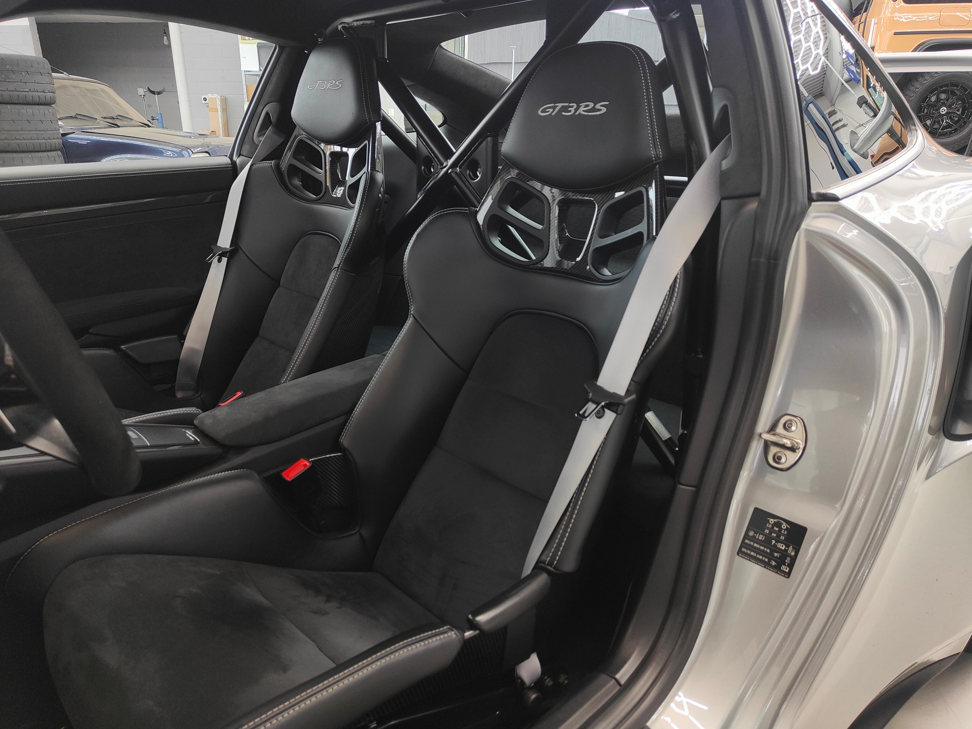 PORSCHE 911 GT3 RS PDK-image-12