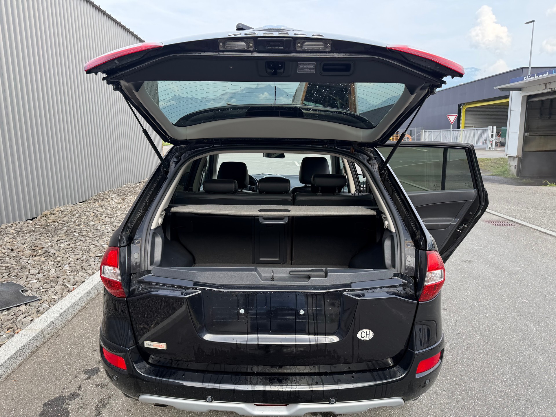 RENAULT Koleos 2.0 dCi Exception 4x4 Automatic-image-35