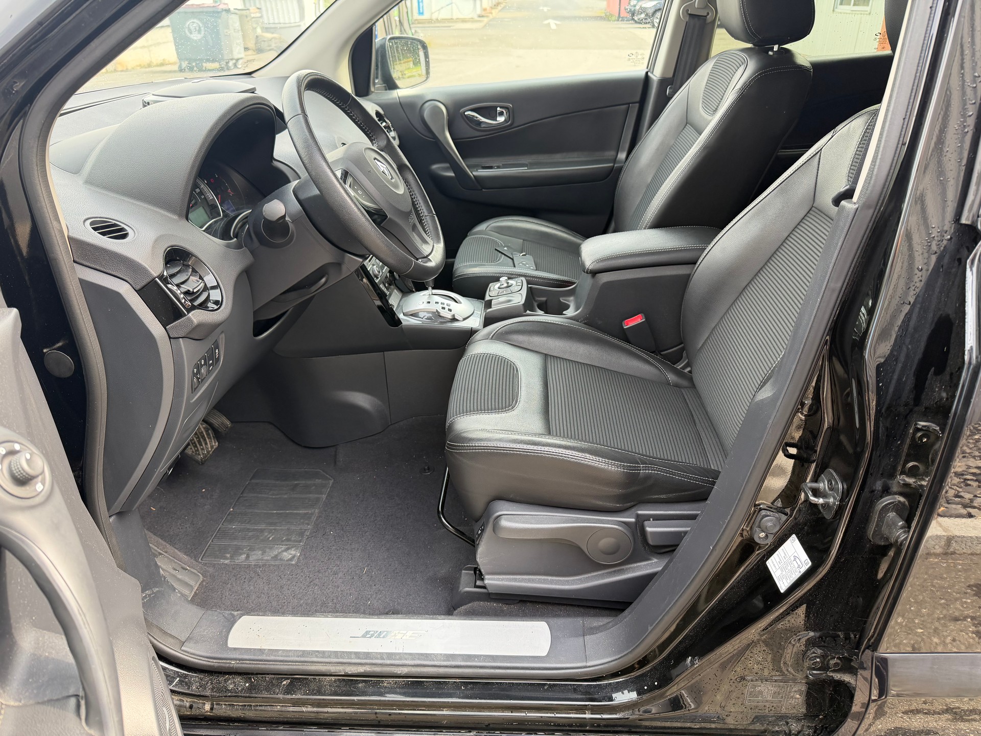 RENAULT Koleos 2.0 dCi Exception 4x4 Automatic-image-15