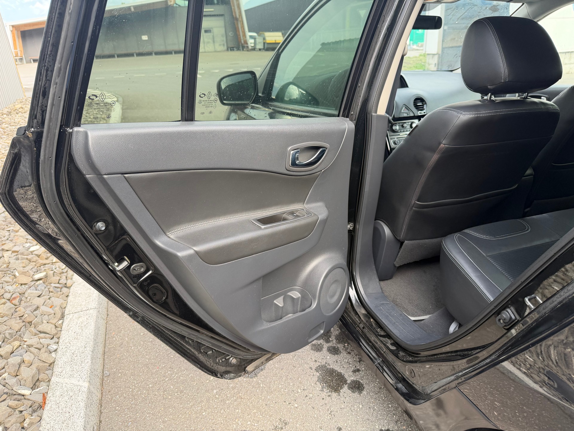 RENAULT Koleos 2.0 dCi Exception 4x4 Automatic-image-40