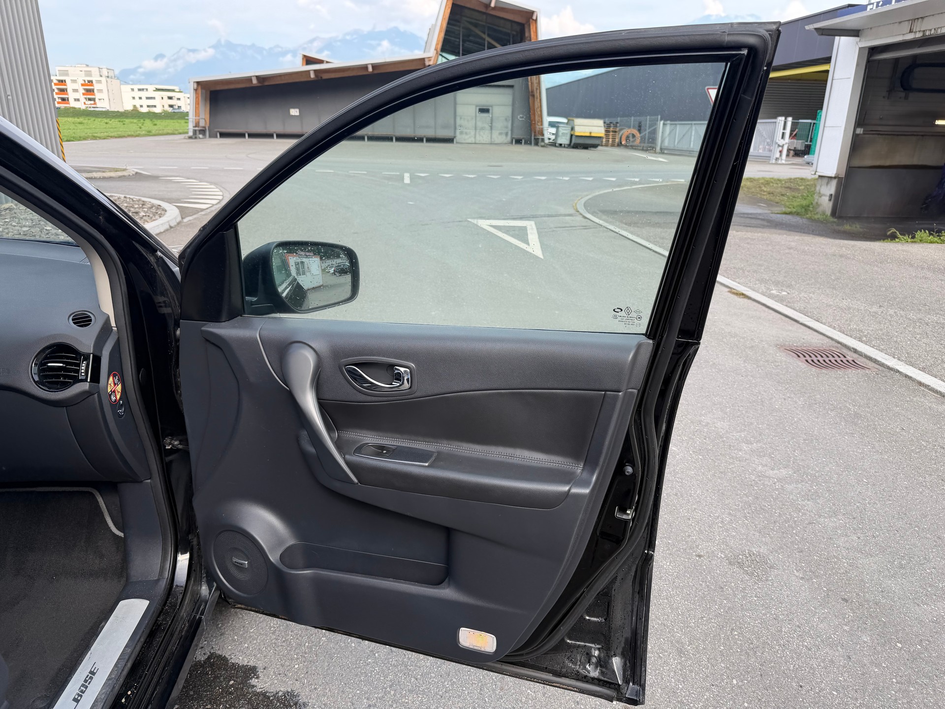 RENAULT Koleos 2.0 dCi Exception 4x4 Automatic-image-28