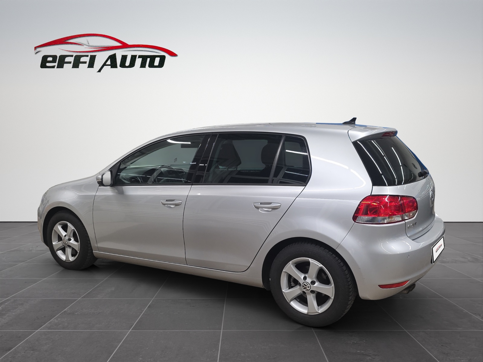 VW Golf 1.4 TSI Trendline-image-1