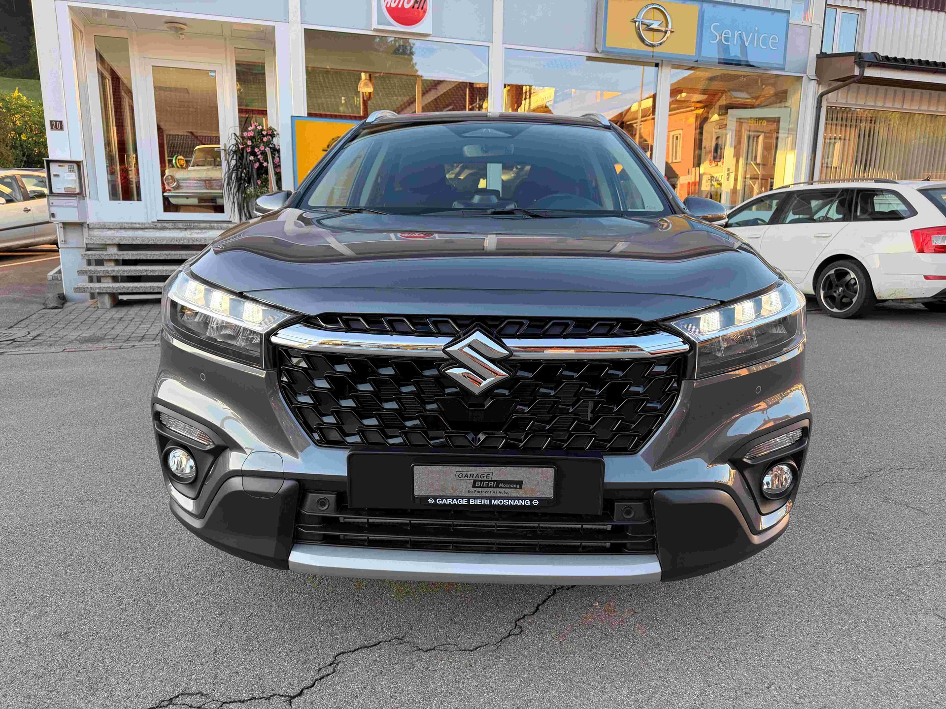SUZUKI S-Cross 1.4 T Compact+ Hybrid 4x4-image-0