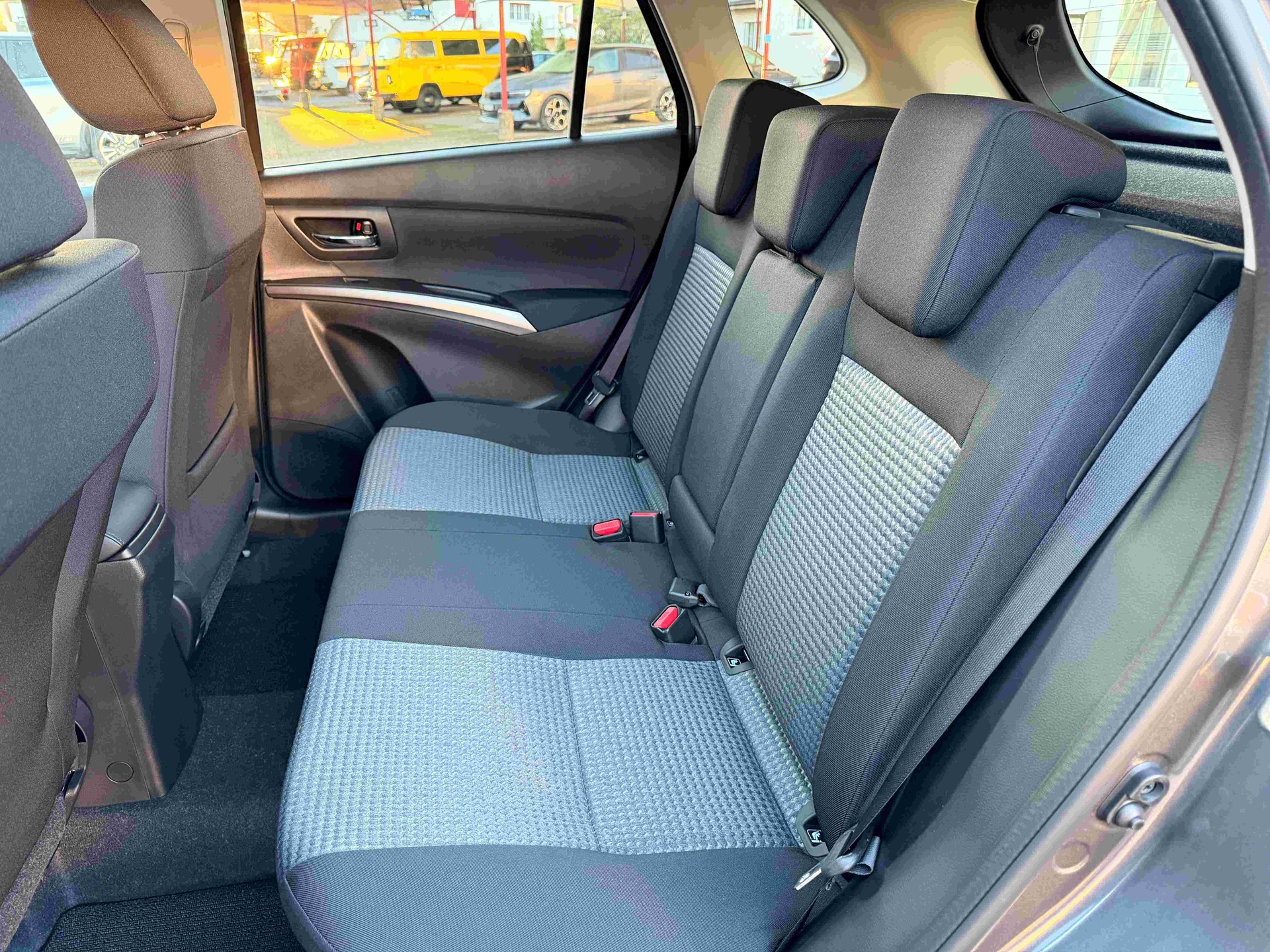 SUZUKI S-Cross 1.4 T Compact+ Hybrid 4x4-image-10