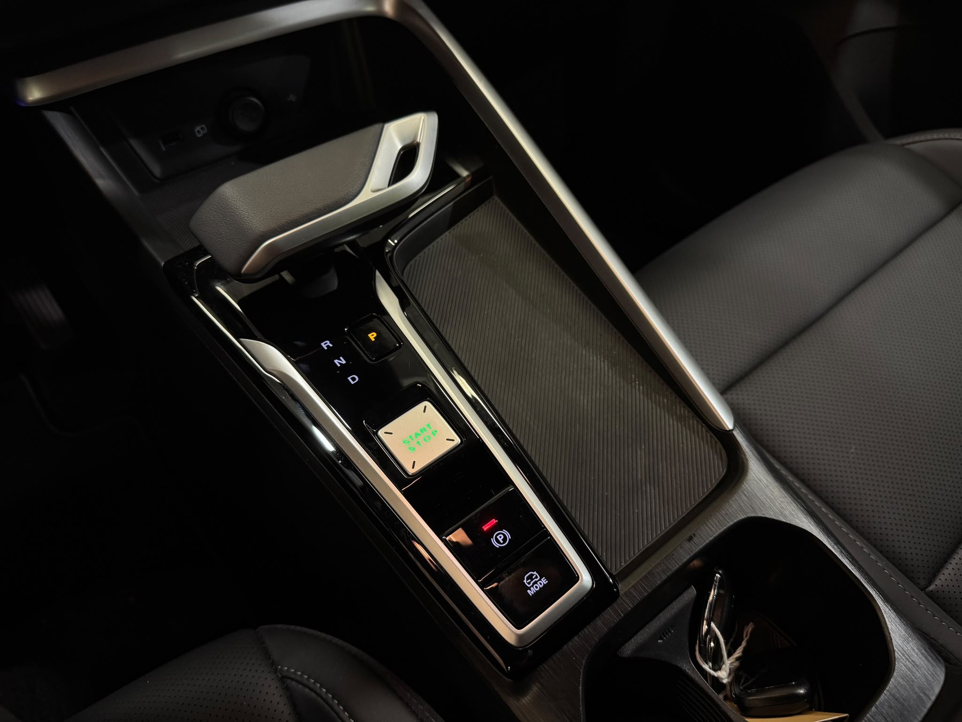 MG ZS 1.5 HEV LuxuryVoll Hybrid Luxury-image-16