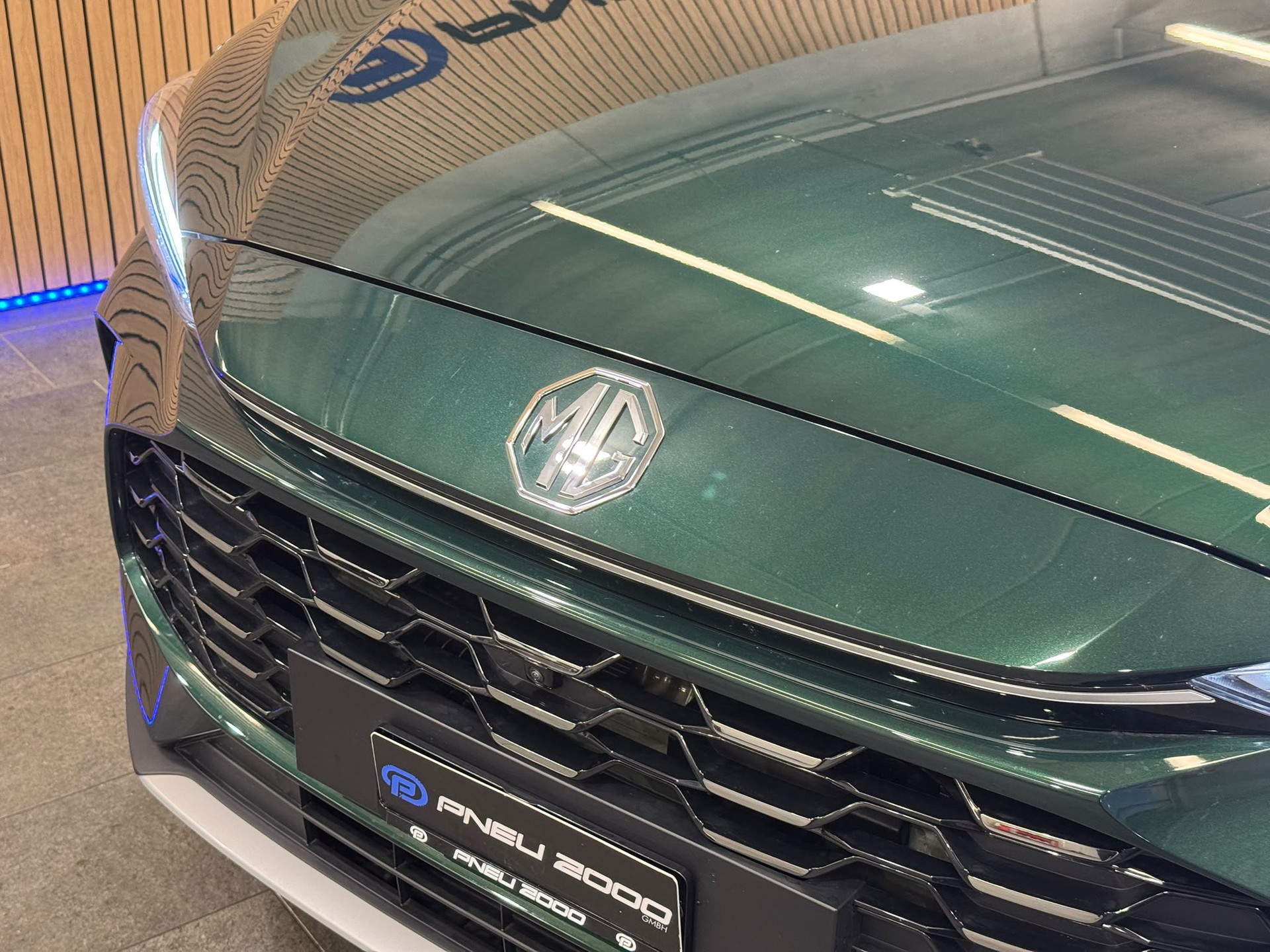 MG ZS 1.5 HEV LuxuryVoll Hybrid Luxury-image-3