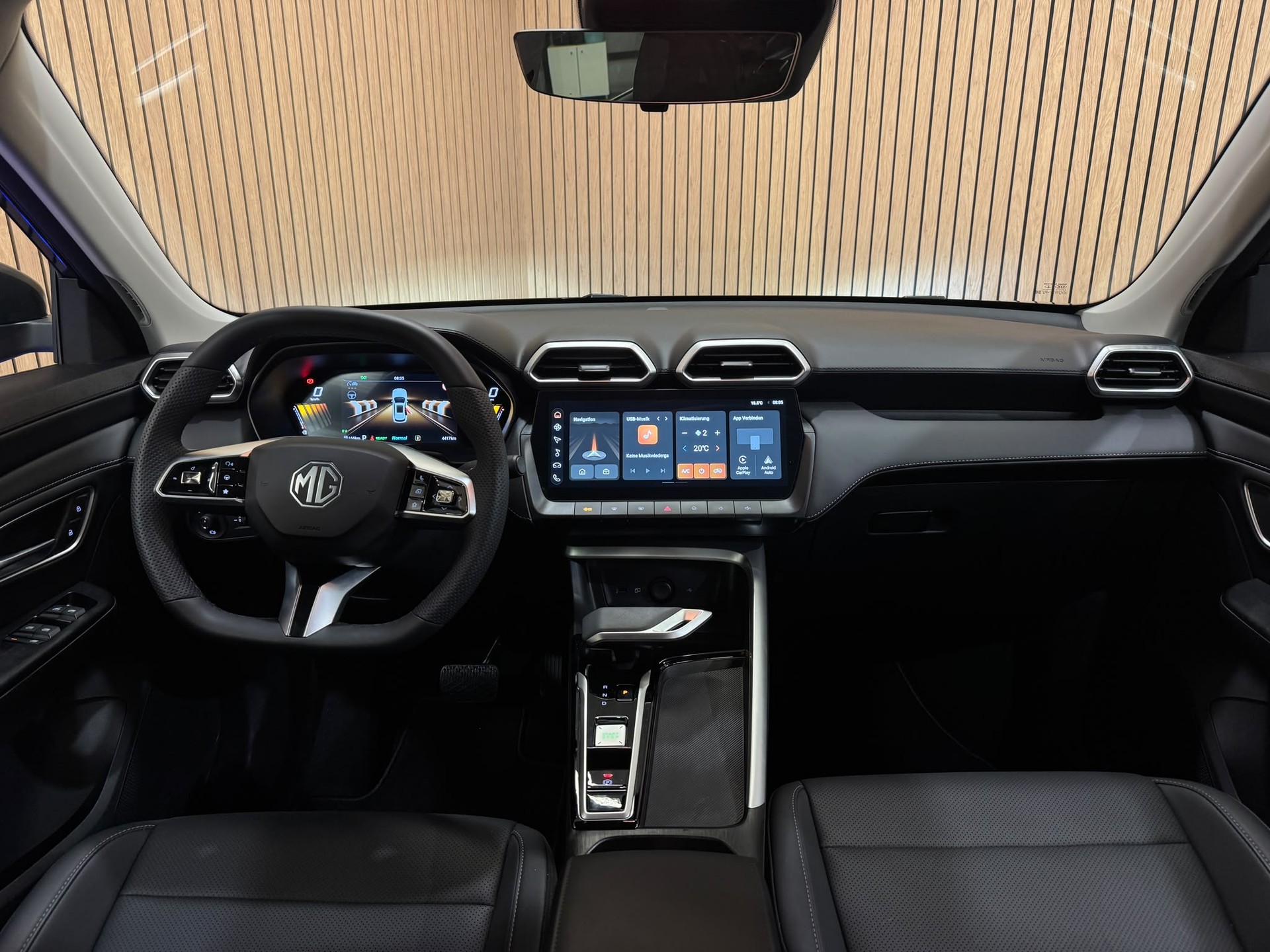 MG ZS 1.5 HEV LuxuryVoll Hybrid Luxury-image-9