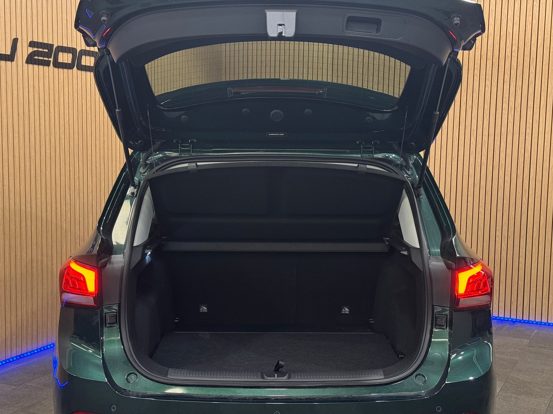 MG ZS 1.5 HEV LuxuryVoll Hybrid Luxury-image-7