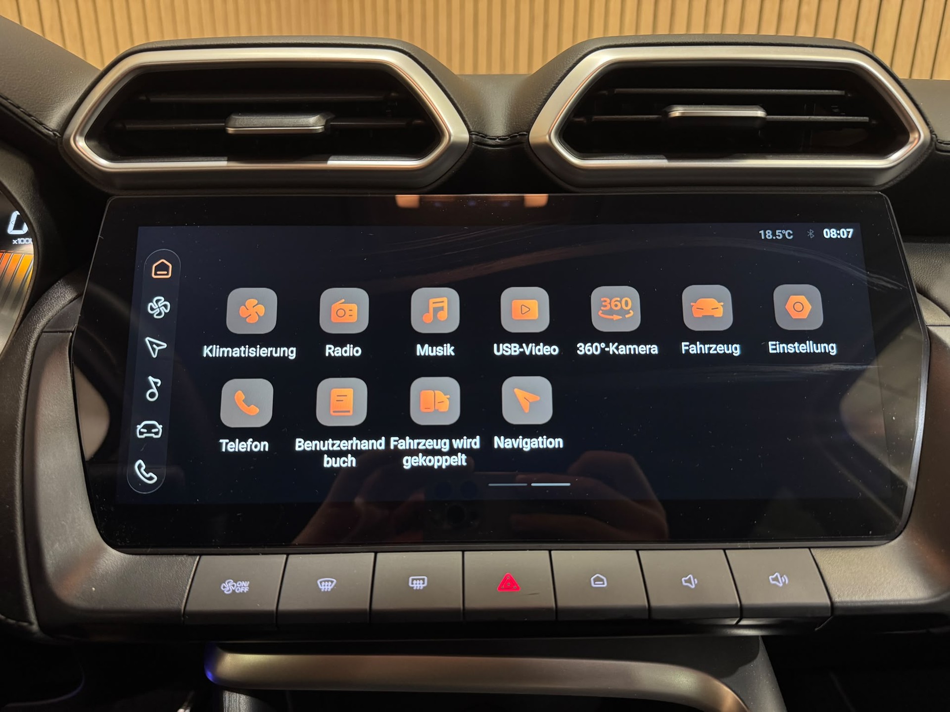 MG ZS 1.5 HEV LuxuryVoll Hybrid Luxury-image-15
