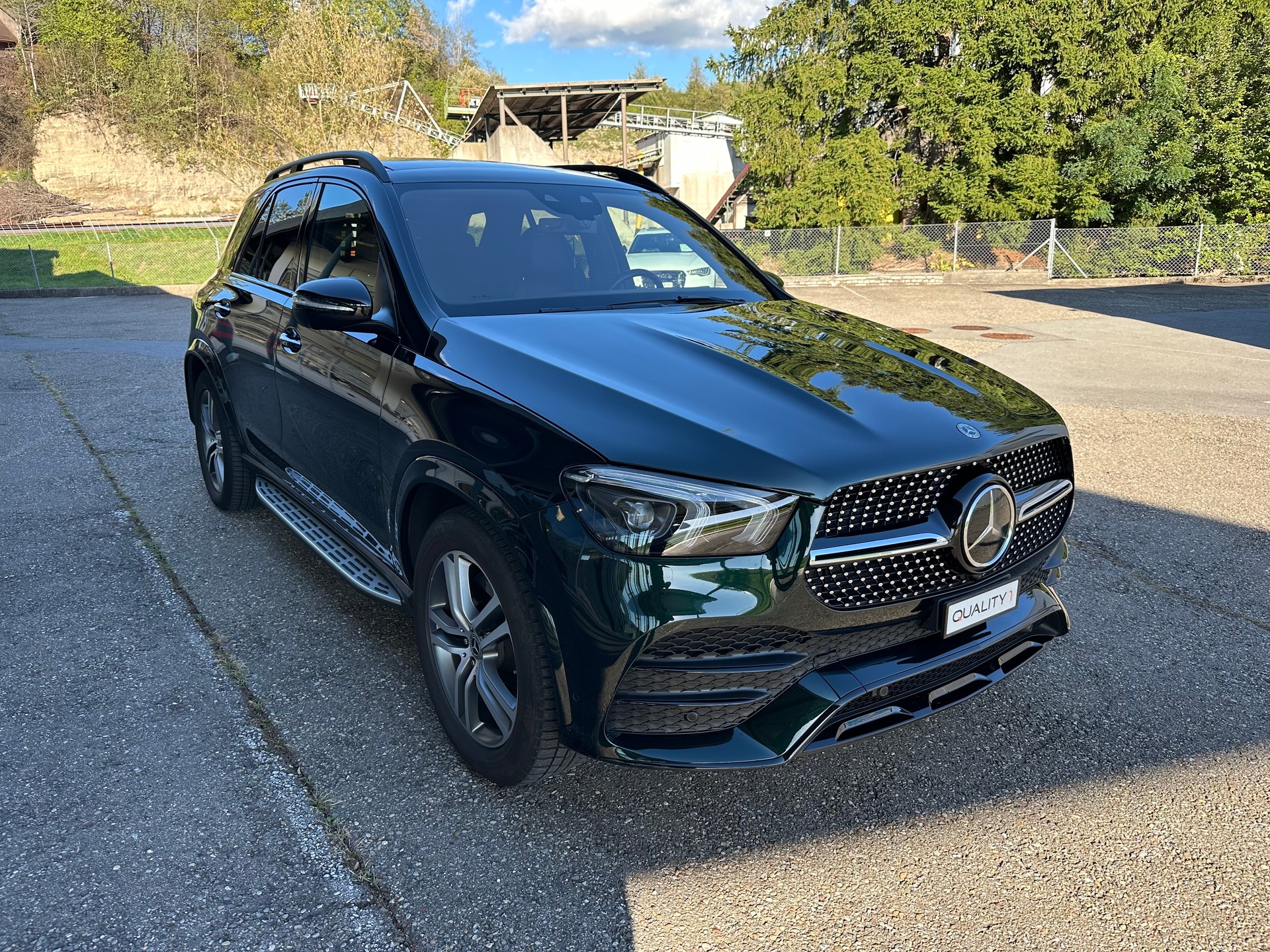 MERCEDES-BENZ GLE 350 de 4Matic AMG Line 9G-Tronic-showroom-element-2