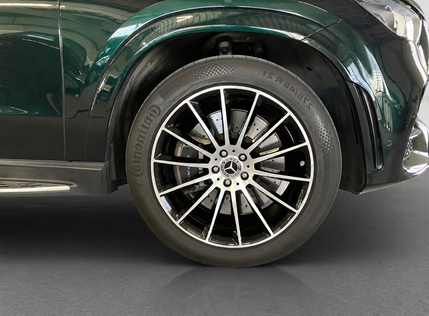 MERCEDES-BENZ GLE 350 de 4Matic AMG Line 9G-Tronic-image-2