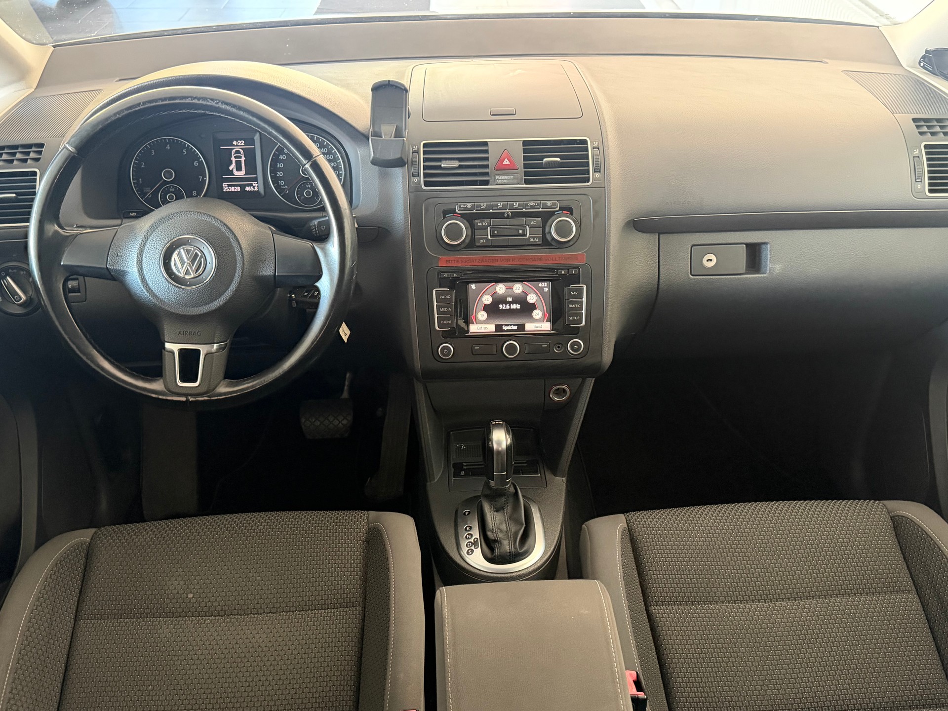 VW Touran 1.4 TSI Trendline DSG-image-13