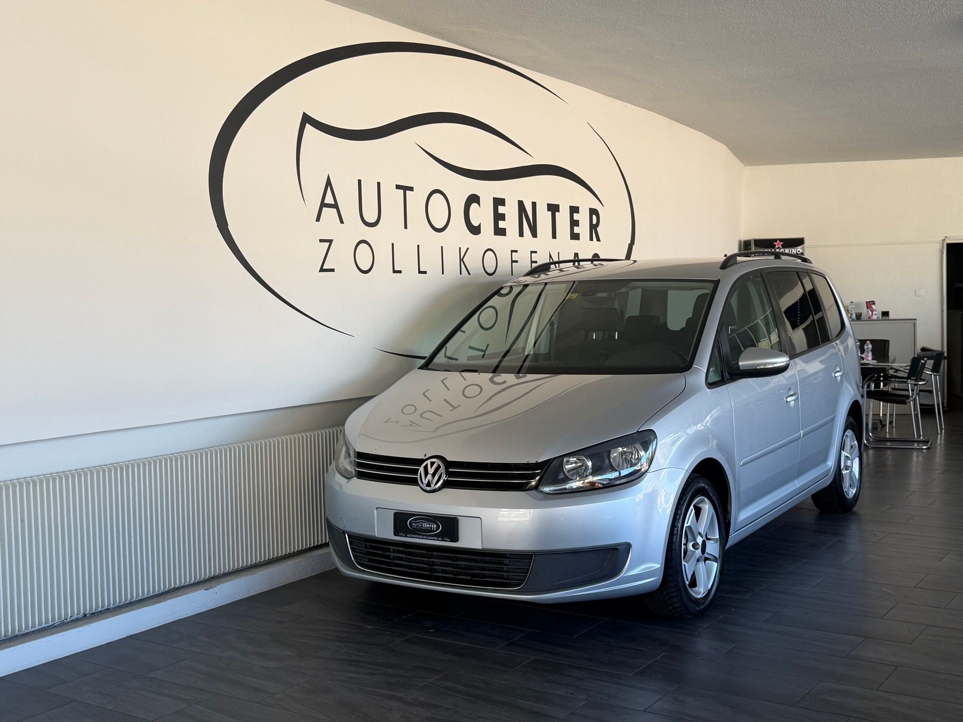 VW Touran 1.4 TSI Trendline DSG-showroom-element-2