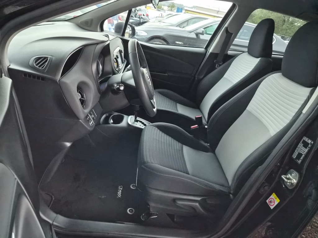 TOYOTA Yaris 1.5 VVT-i Hybrid Trend e-CVT-image-7