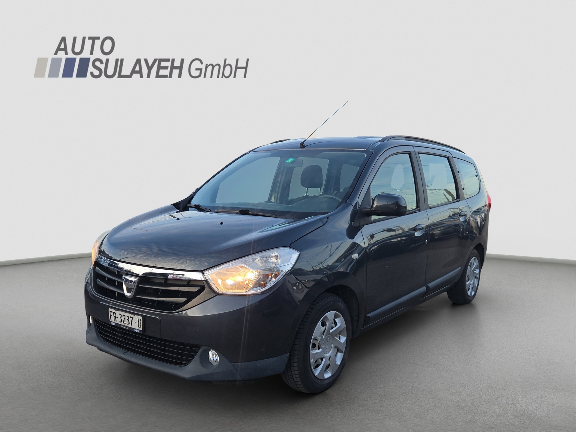 DACIA Lodgy 1.5 dCi Lauréate 7PL-image-2