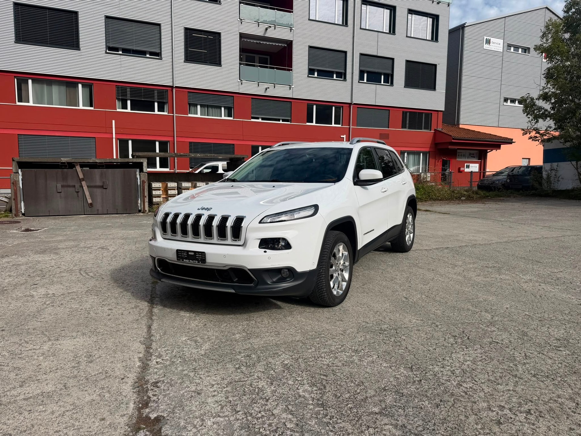 JEEP Cherokee 2.2TD Limited AWD 9ATX-showroom-element-1
