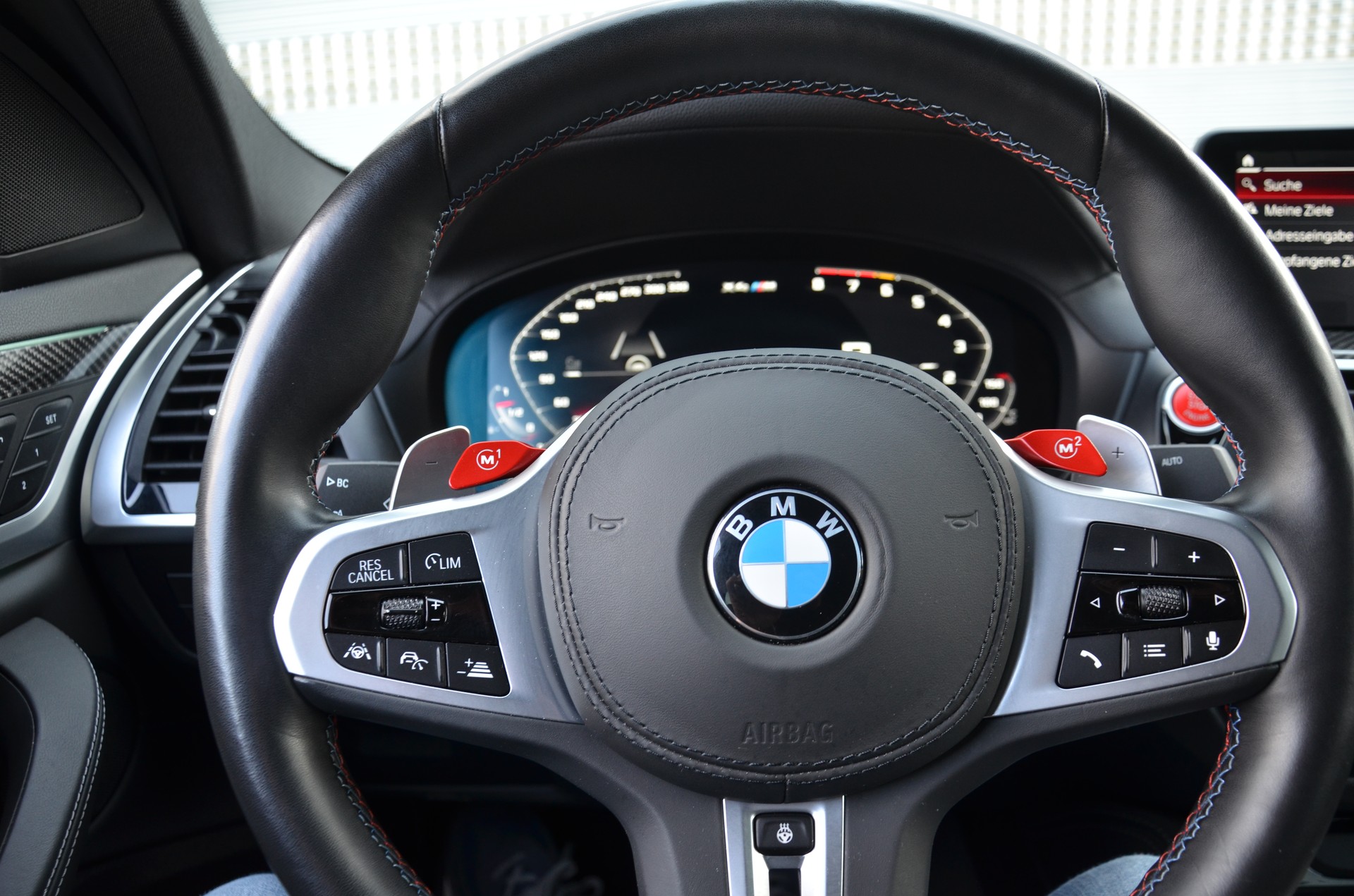 BMW X4M xDrive M Competition Steptronic-image-24