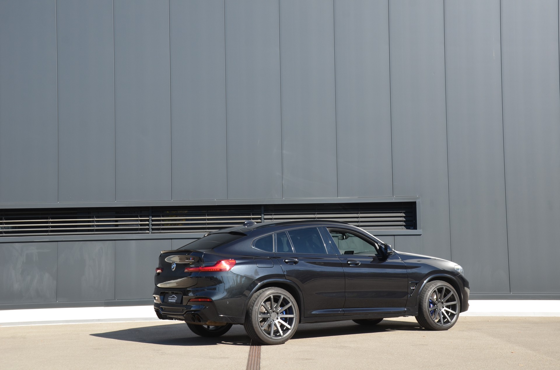 BMW X4M xDrive M Competition Steptronic-showroom-element-3