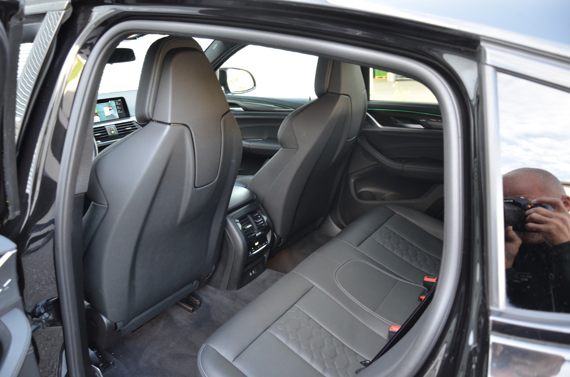 BMW X4M xDrive M Competition Steptronic-image-12