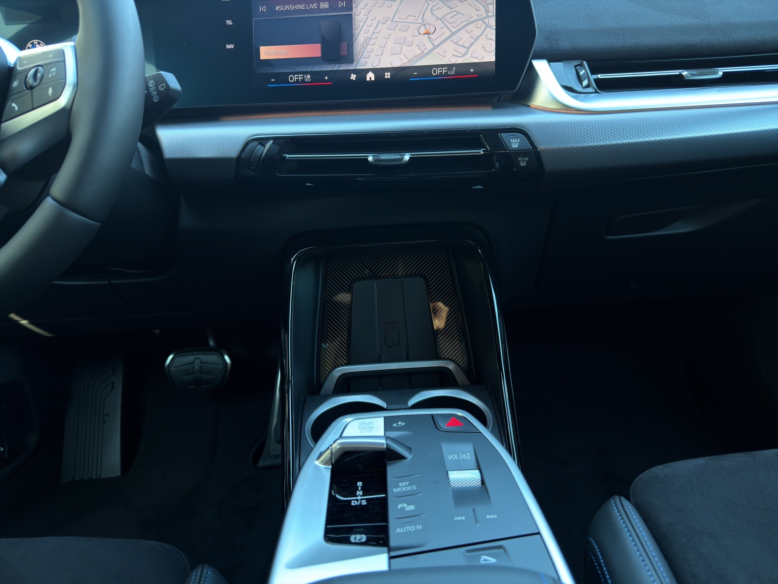 BMW X1 23i xDrive-image-17