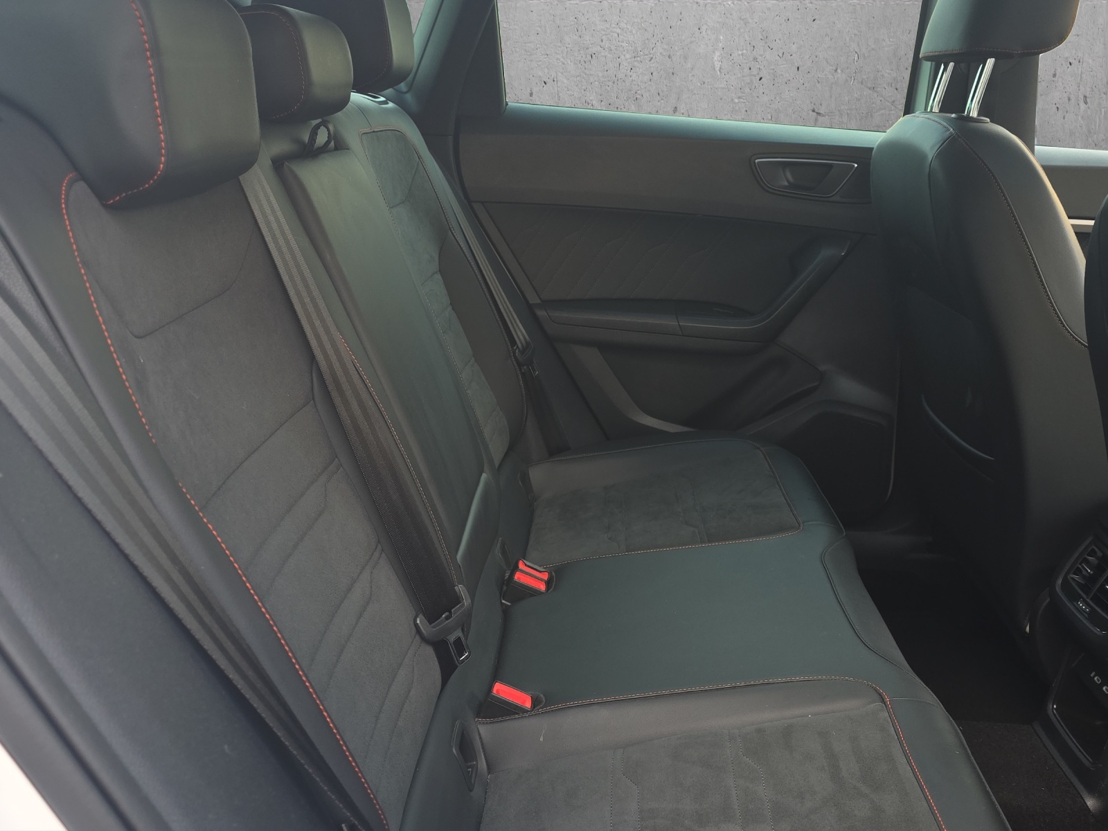 SEAT Ateca 2.0 TDI CR Hola FR DSG 4Drive-image-12