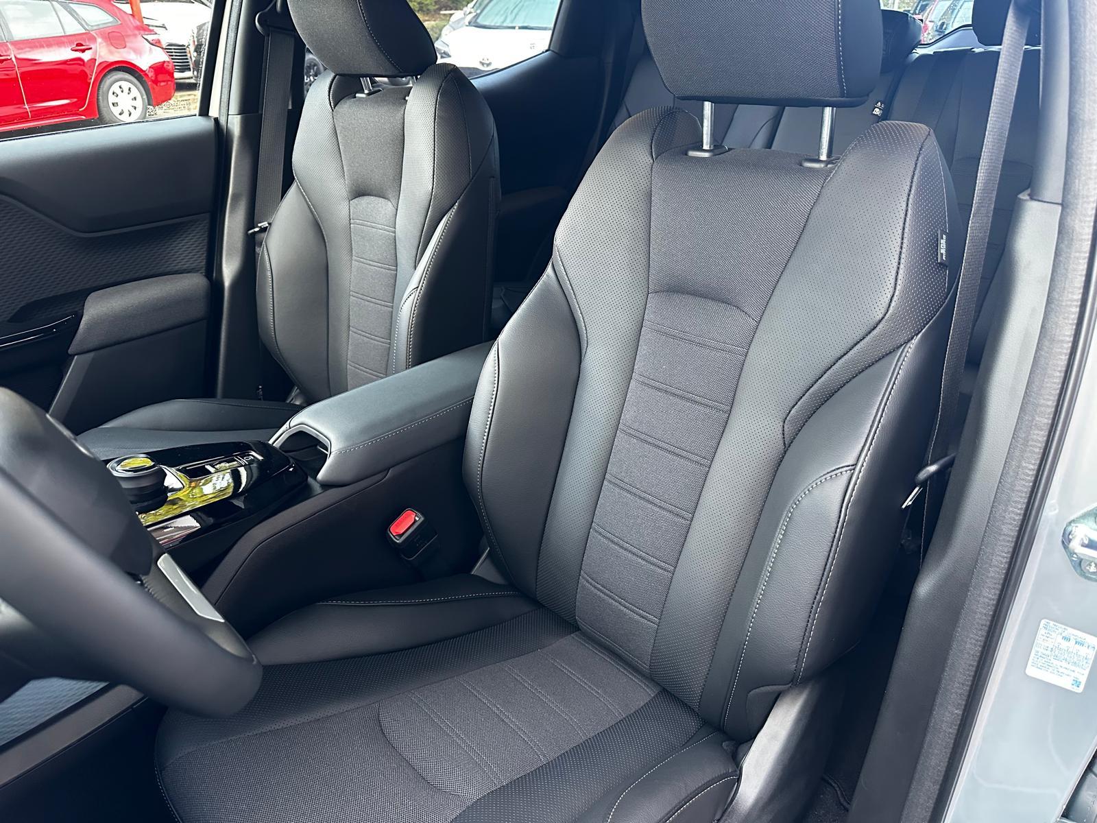 TOYOTA Urban Cruiser Premium AWD-image-7