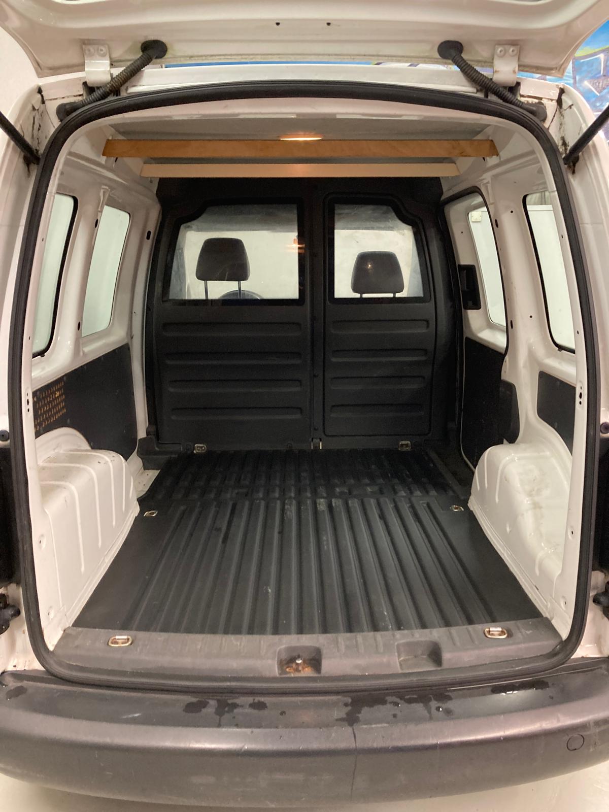 VW Caddy 1.2 TSI-image-7