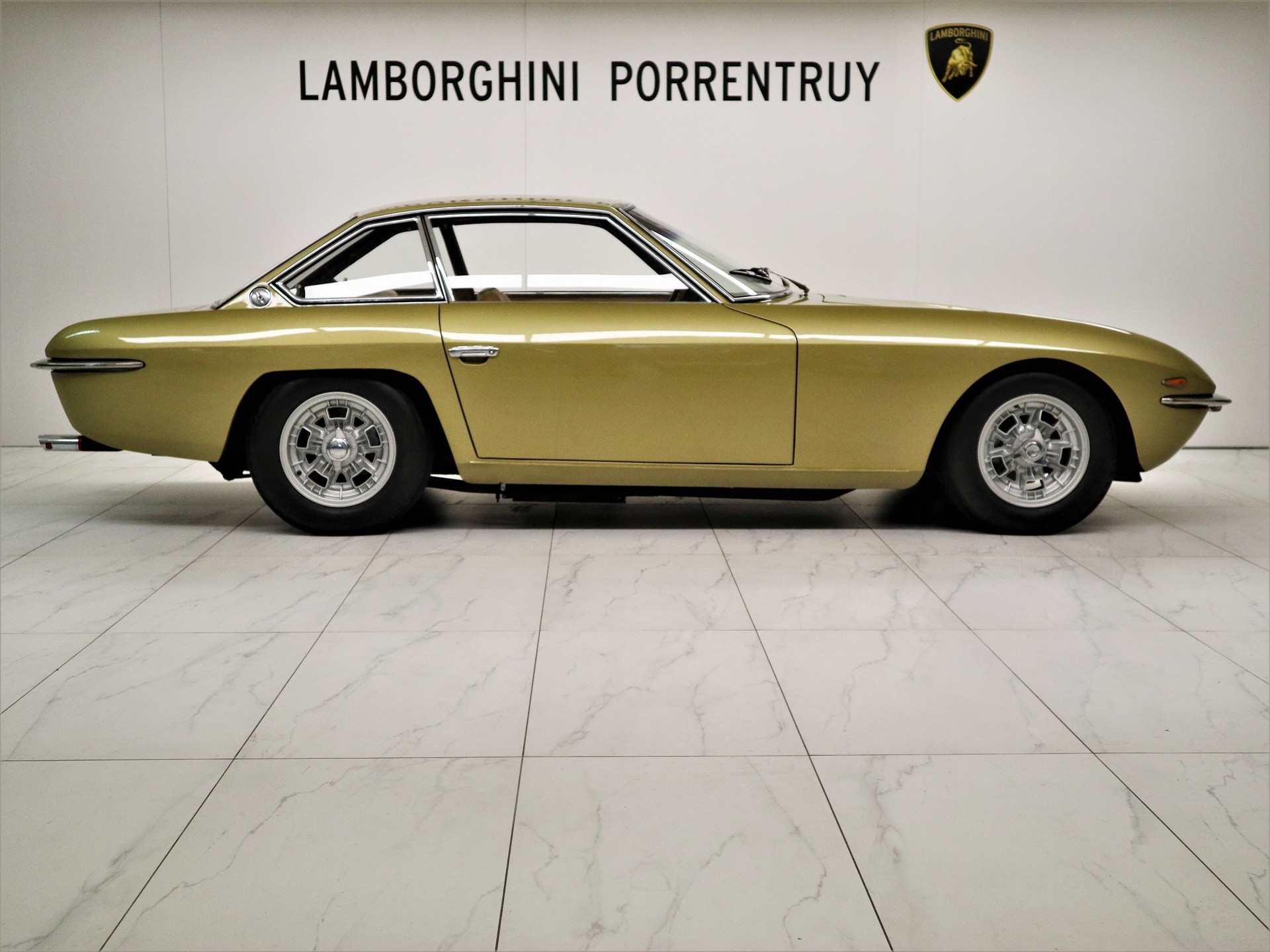 LAMBORGHINI ISLERO 400 GT 2+2-image-1