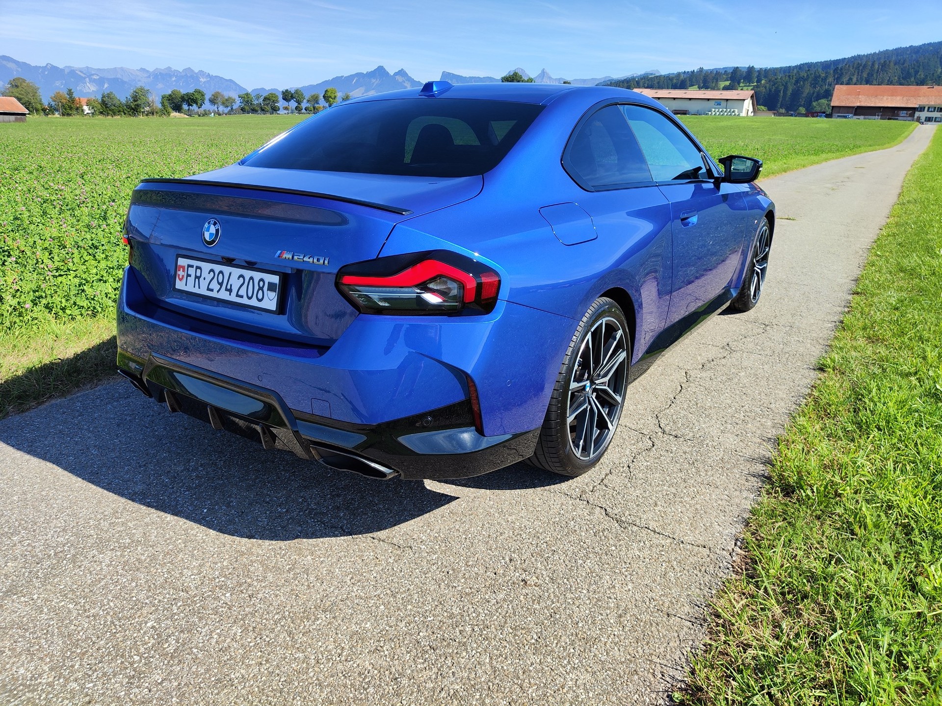 BMW M240i xDrive M Sport Pro Steptronic-image-1