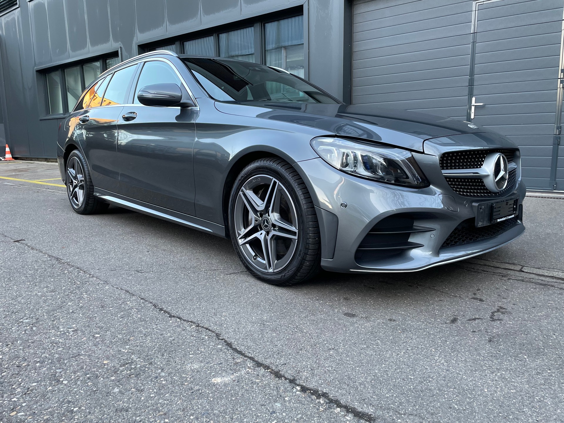 MERCEDES-BENZ C 300 AMG Line-image-1