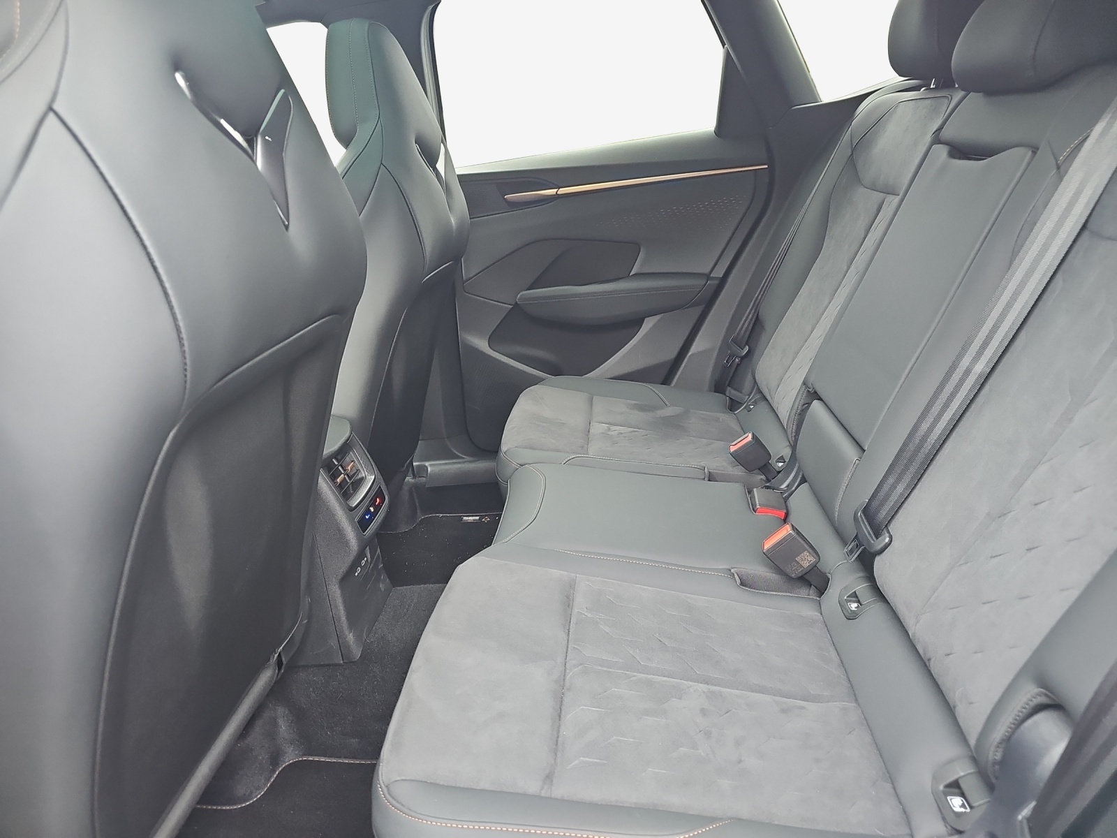 CUPRA Terramar 2.0 TSI DSG 4Drive VZ-image-11
