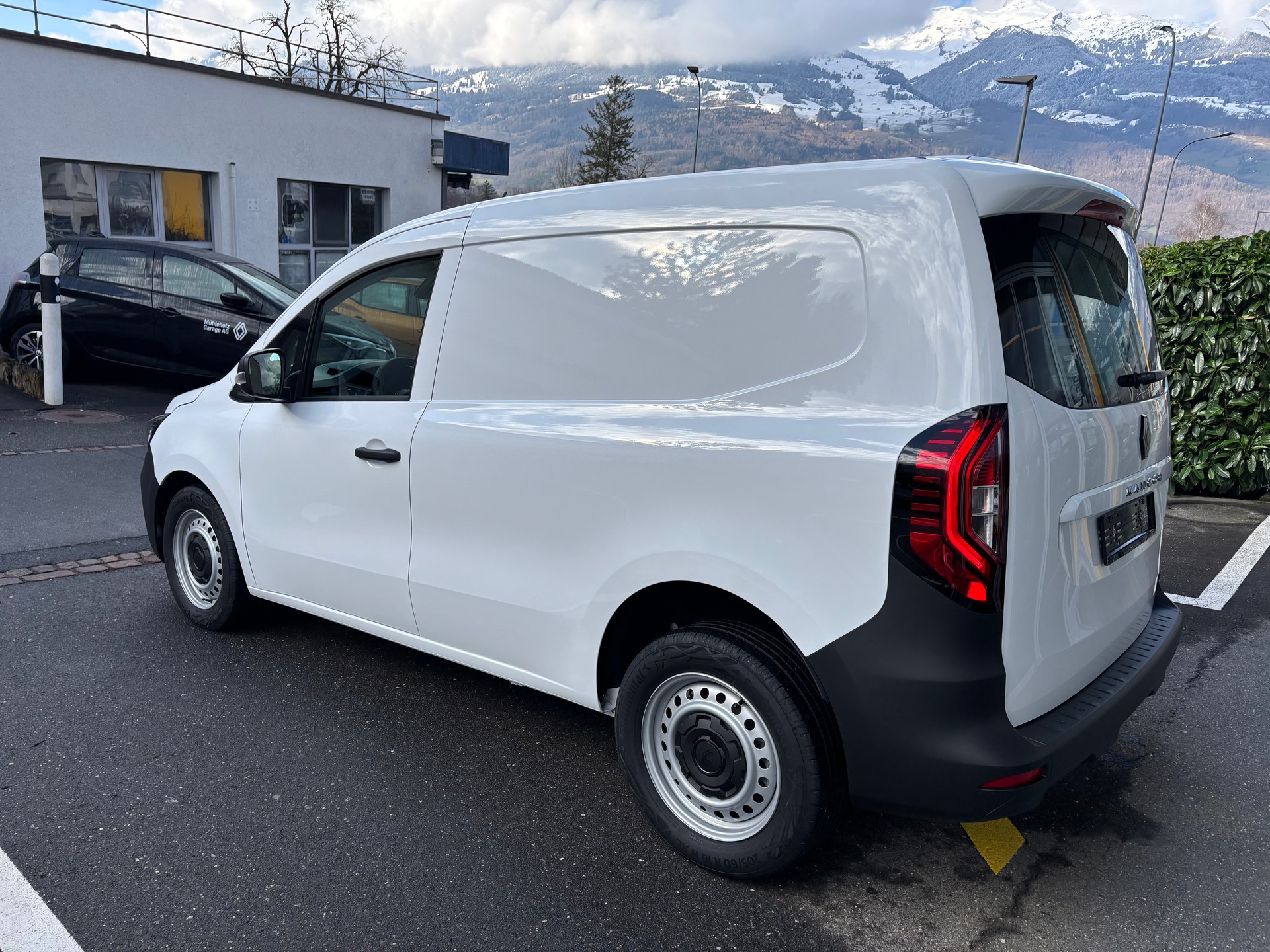 RENAULT Kangoo Van EV45 Standard 22kW Extra-image-3