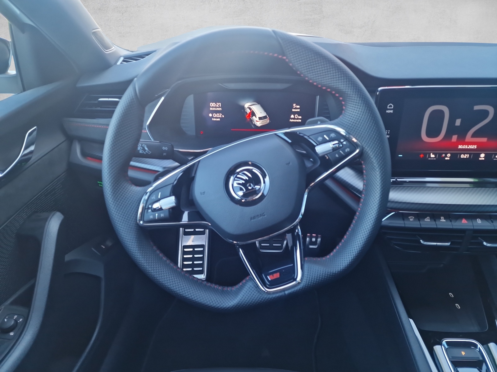 SKODA Octavia Combi 2.0 TSI DSG RS-image-7