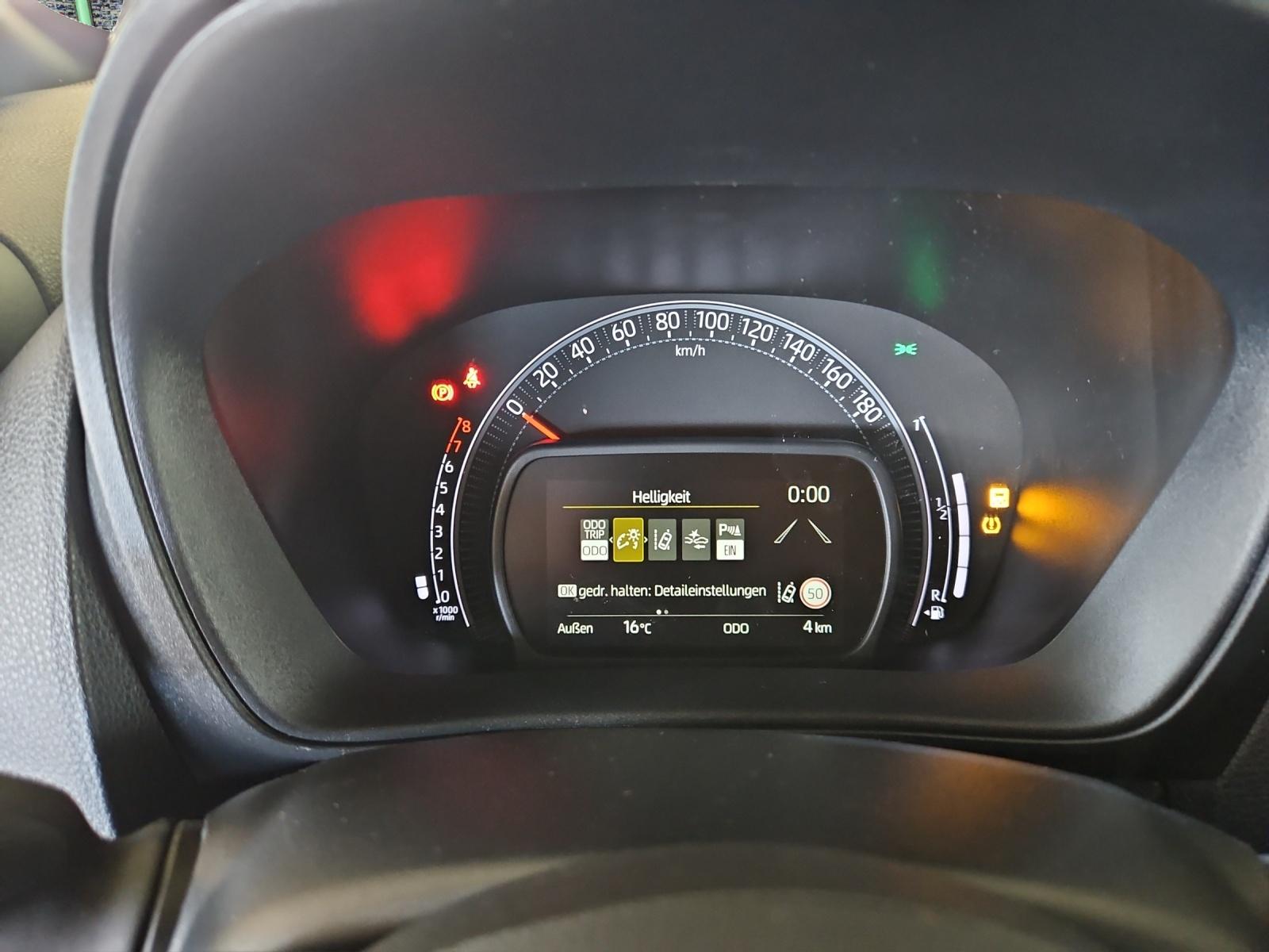 TOYOTA Aygo X 1.0 VVT-i Trend-image-11