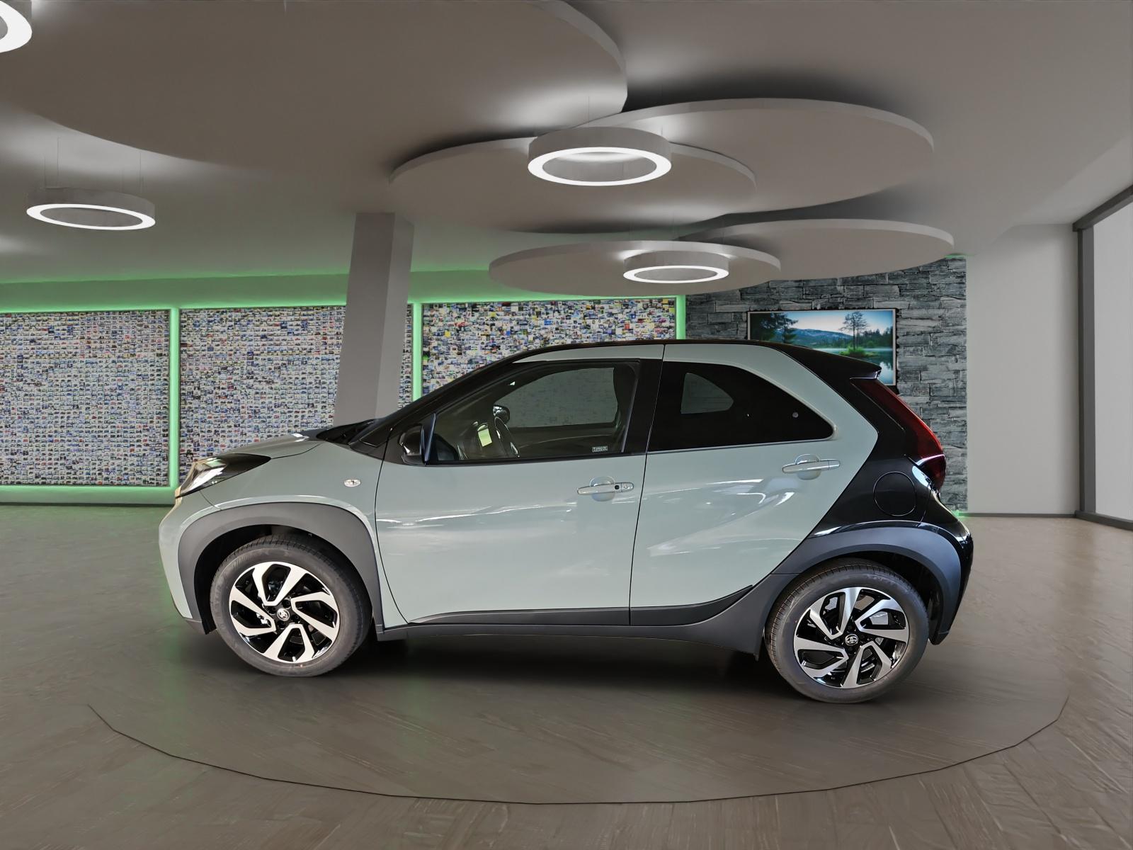 TOYOTA Aygo X 1.0 VVT-i Trend-image-1