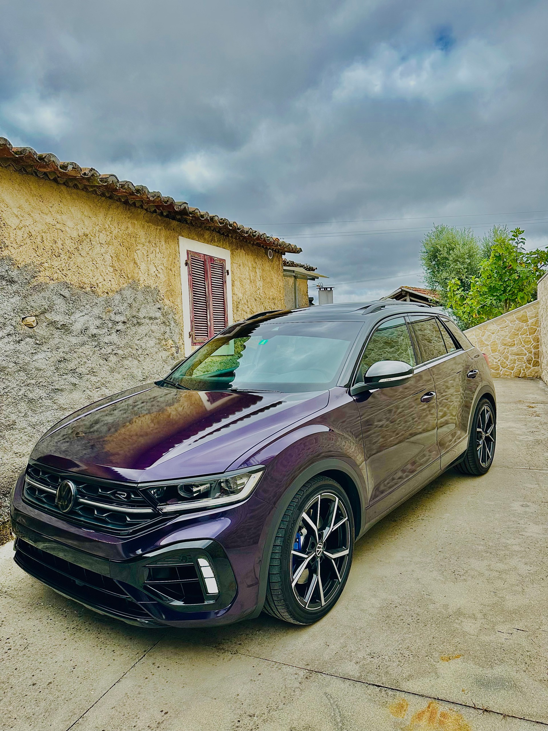 VW T-Roc 2.0 TSI R 75 EditionDSG 4Motion-image-0