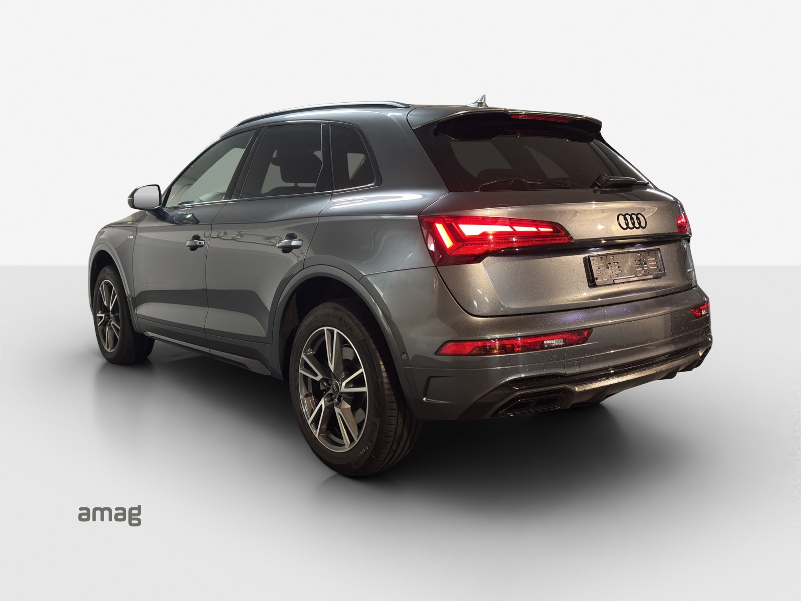 AUDI Q5 40 TDI S line-image-2
