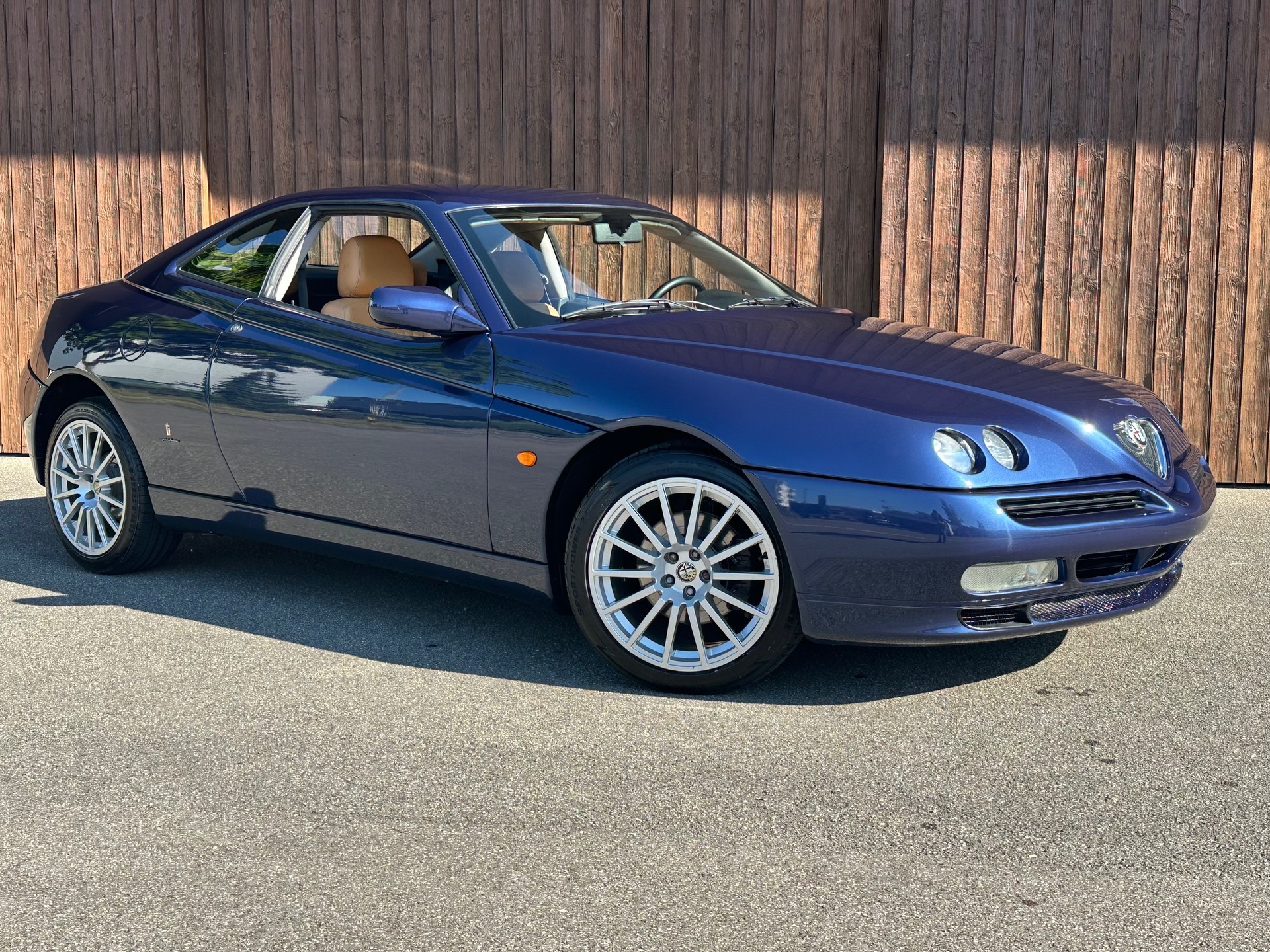 ALFA ROMEO GTV 2.0 V6 TB-image-1