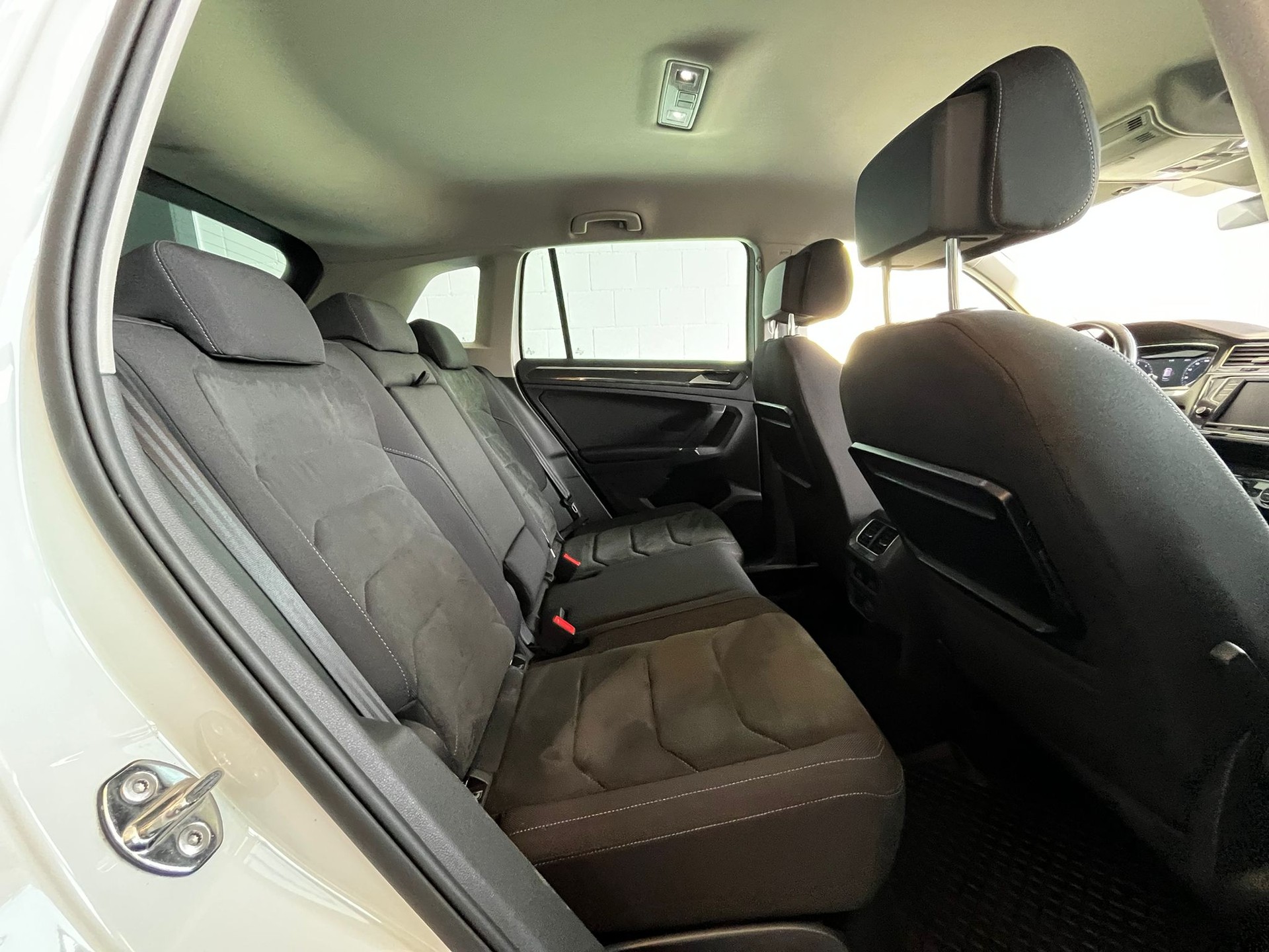 VW Tiguan 2.0TDI High 4M-image-13