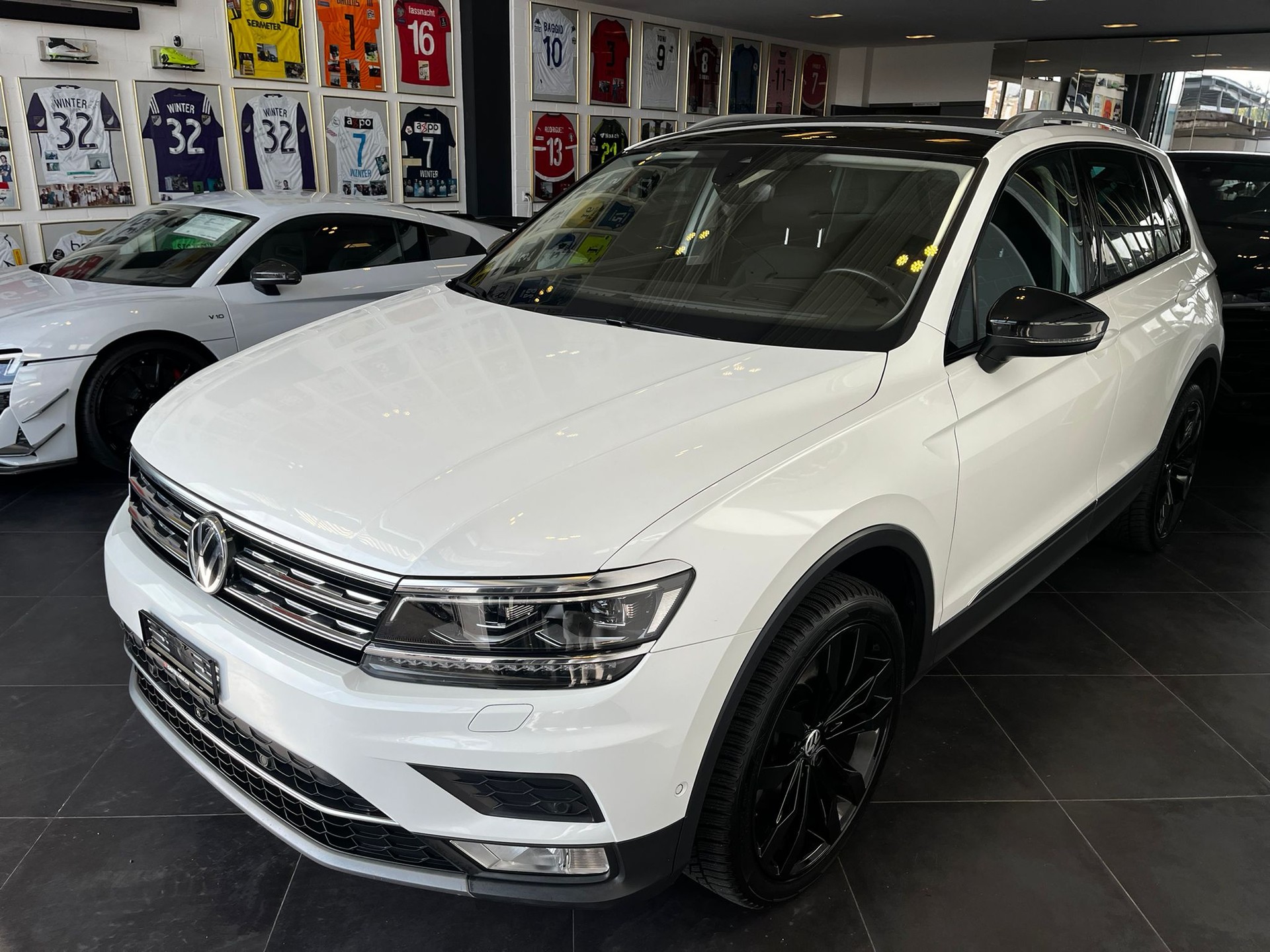 VW Tiguan 2.0TDI High 4M-image-3