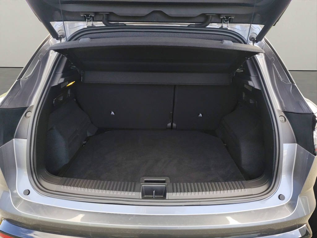 RENAULT Austral 1.2 E-Tech iconic esprit Alpine-image-12
