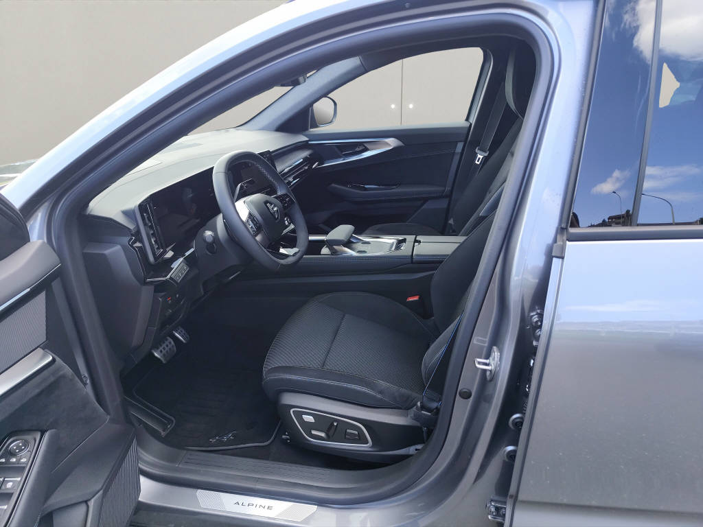 RENAULT Austral 1.2 E-Tech iconic esprit Alpine-image-3