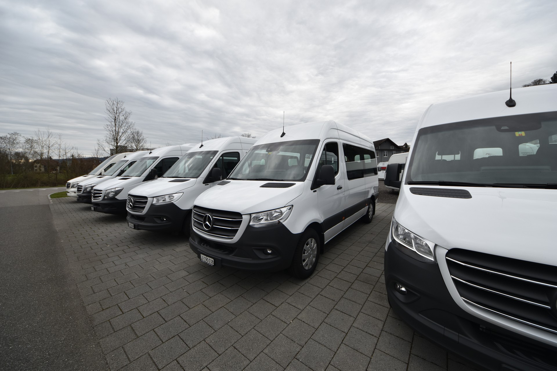 MERCEDES-BENZ 317 CDI Schulbus (A12)-image-2