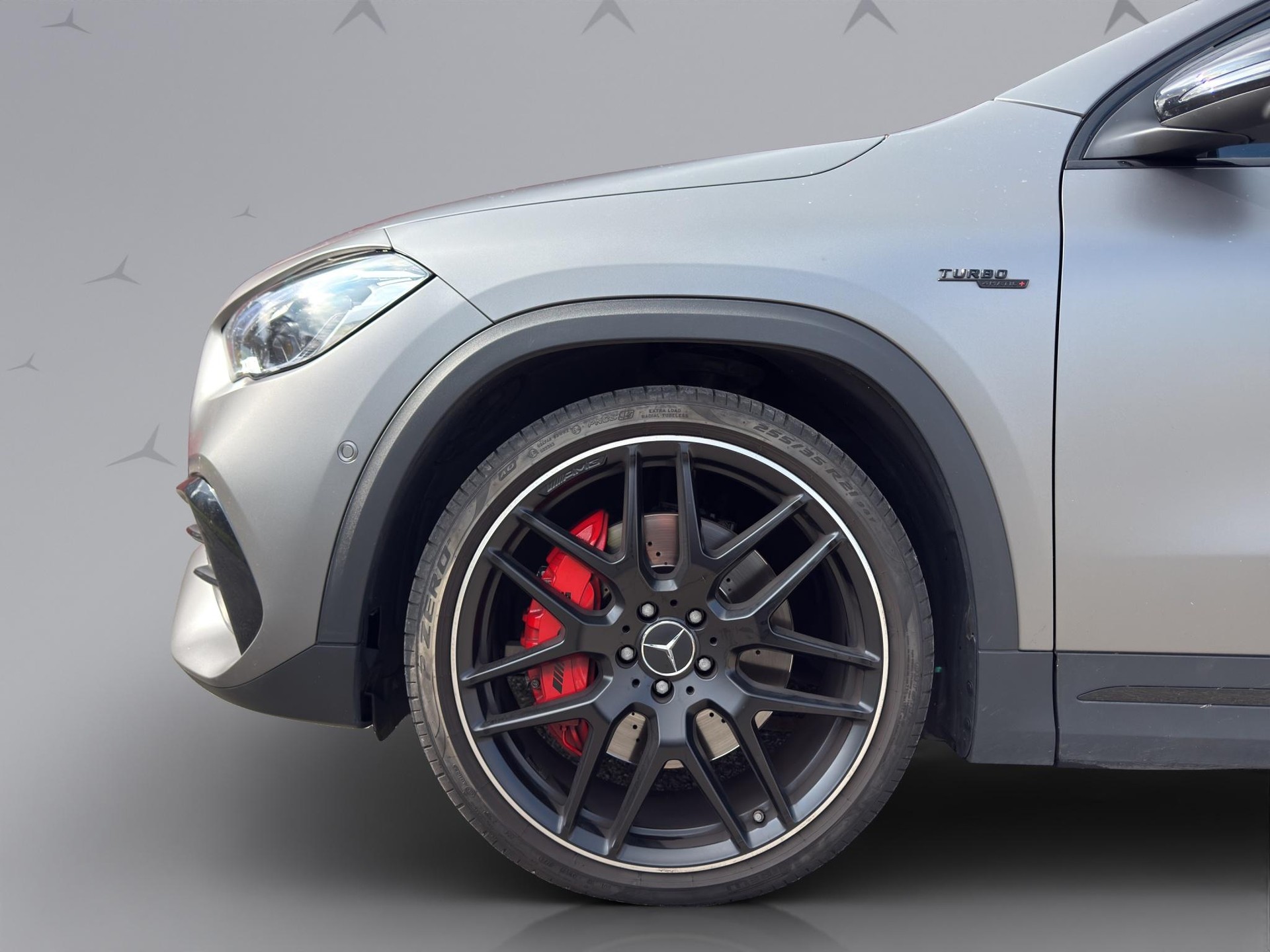 MERCEDES-BENZ GLA 45 S AMG 4matic+-image-2