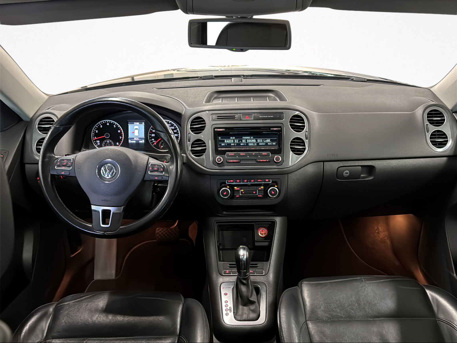 VW Tiguan 2.0 TSI Sport&Style 4Motion DSG-image-8
