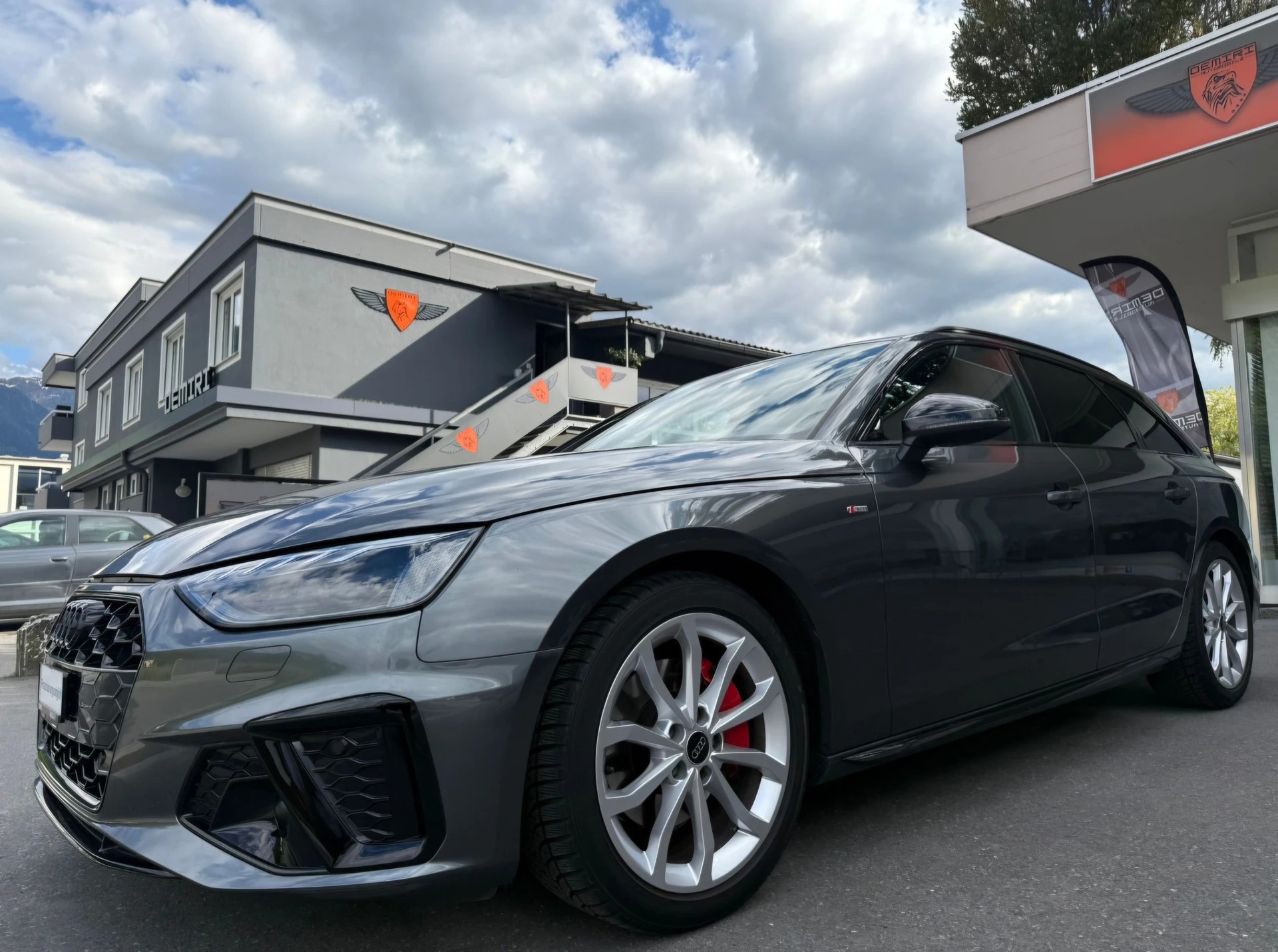 AUDI 40 TFSI S line competition S-tronic quattro-image-0
