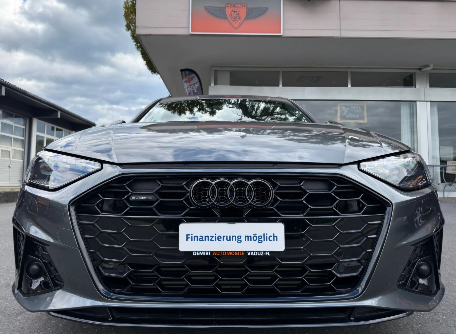 AUDI 40 TFSI S line competition S-tronic quattro-image-5