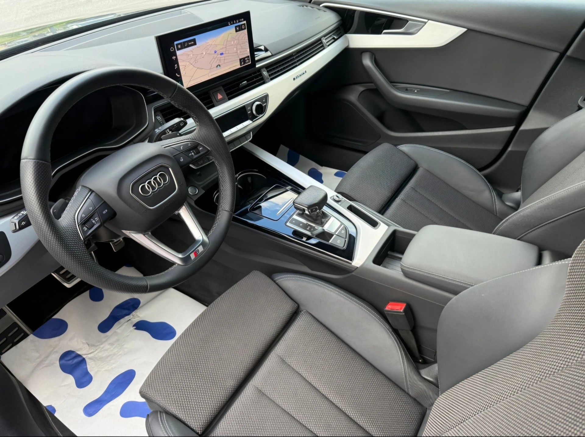 AUDI 40 TFSI S line competition S-tronic quattro-image-8